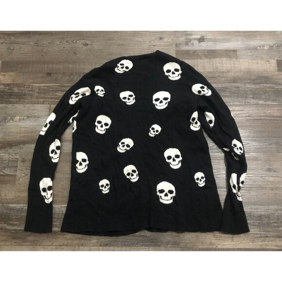 Torrid Size 0 Black & White Skull Graphic Button Up Cardigan Sweater - Picture 3 of 5